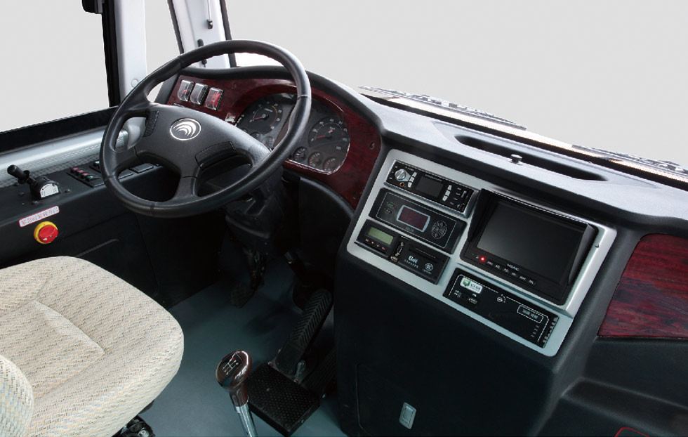 宇通38座小學生校車ZK6109DX
